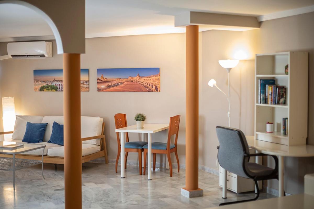 Francos 3 Sevilla Urban Apartment ภายนอก รูปภาพ